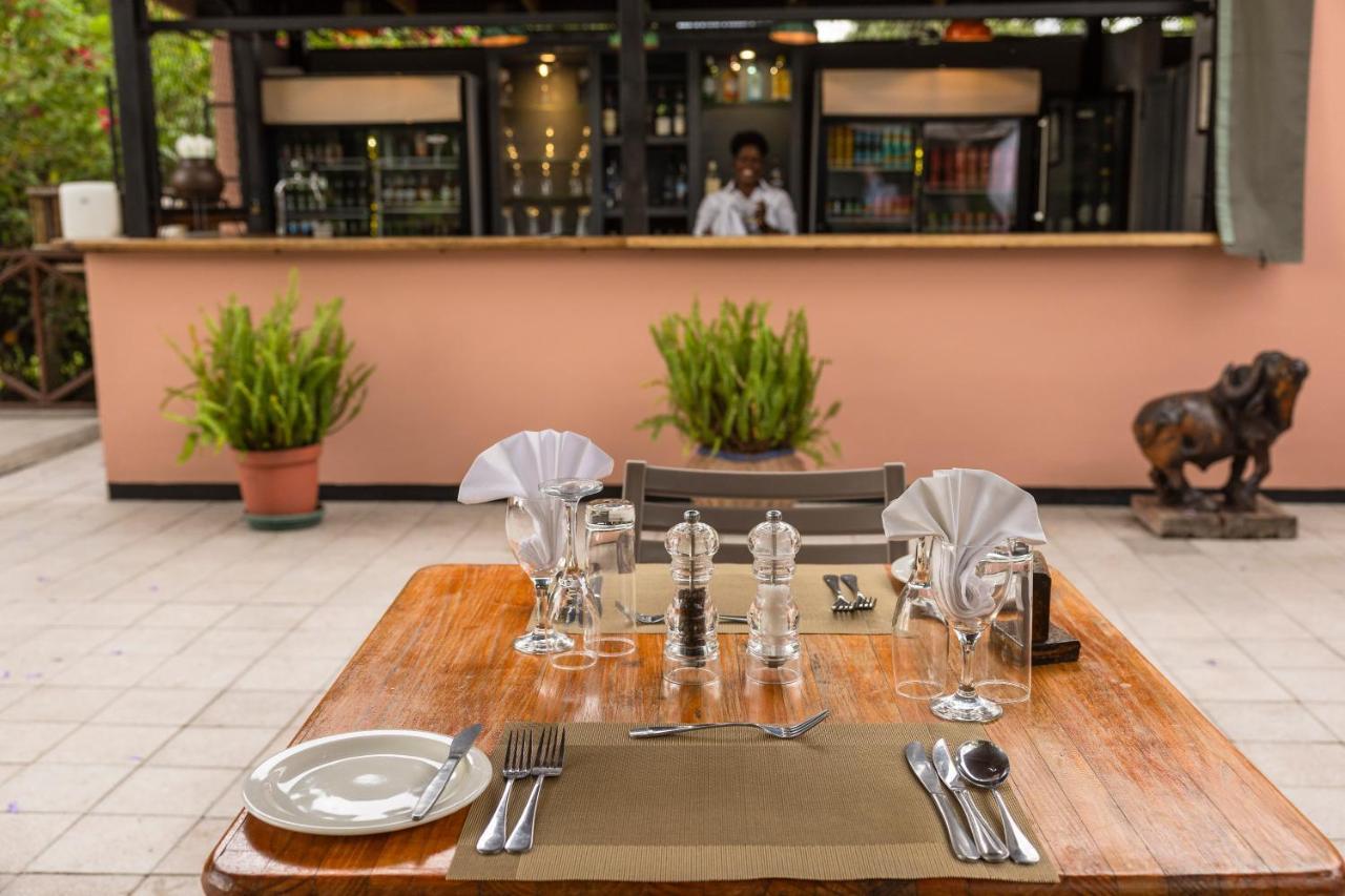 מאון Sedia Hotel מראה חיצוני תמונה